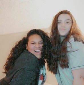 Meet your Posher, Serena